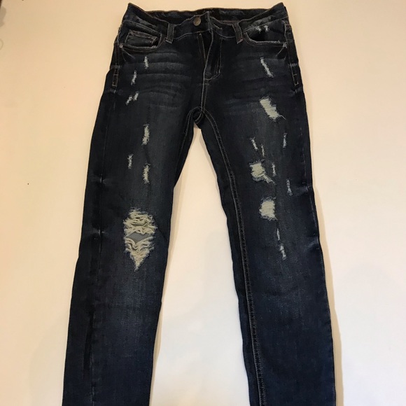 Distressed skinny jeans - Picture 6 of 8